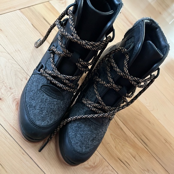 ✨Sorel Brex Heeled Booties size 6.5 ✨ Black n’ Tan - Picture 6 of 7